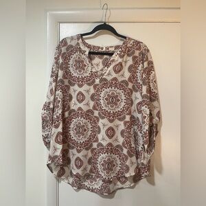 Maurices top. Size XL. Business casual.